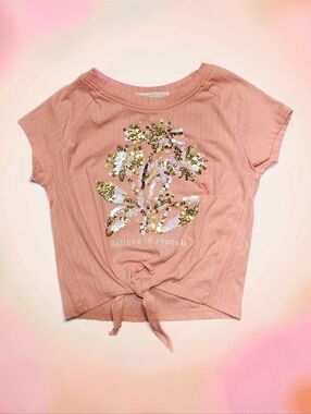 SUNSET SKY Sequin Floral Tie-Front Tee - Dusty Pink. Size 5.